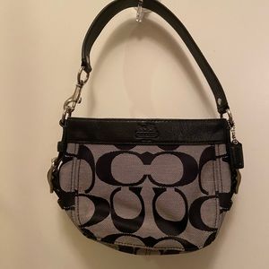 Mini coach shoulder bag
